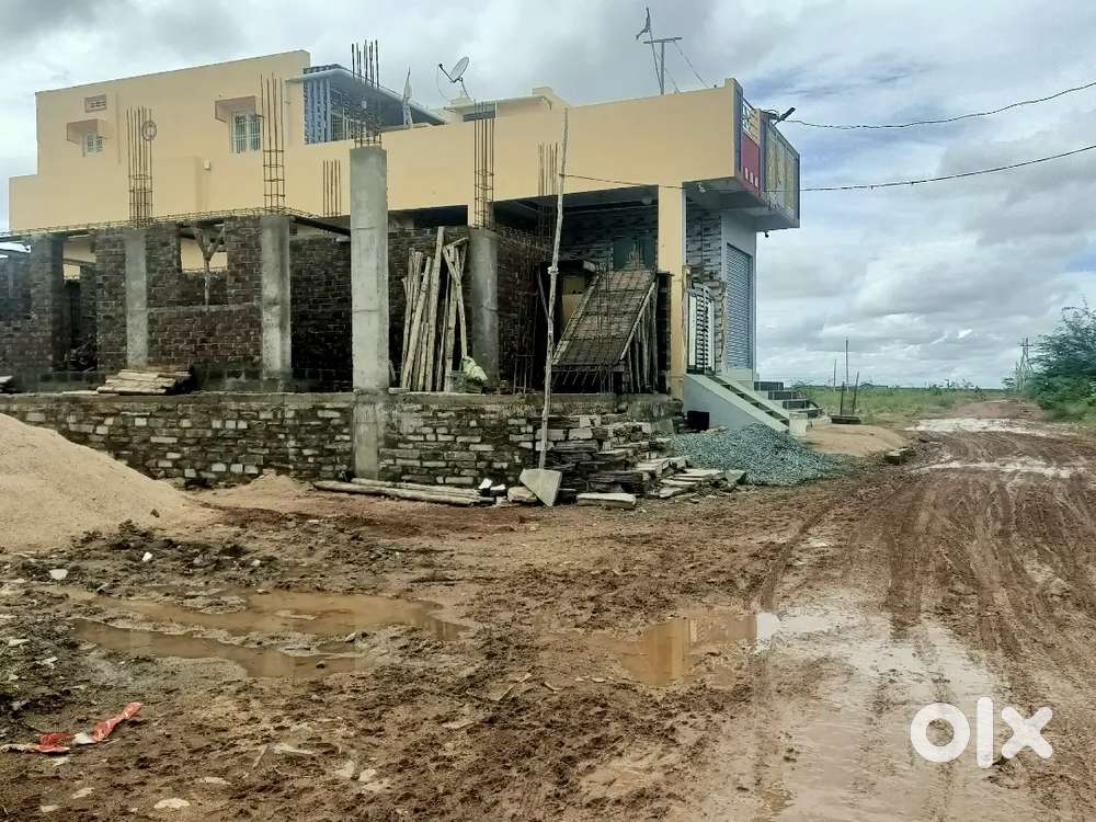 Near చెన్నమ్మ సర్కిల్, at దామోదర్ ఆయిల్ మిల్ దగ్గర్లో