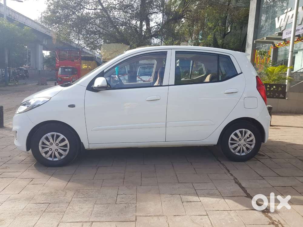 Hyundai i10 Asta Sunroof AT, 2013, Petrol