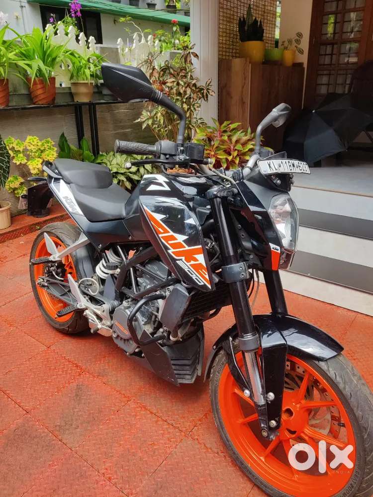 KTM Duke 200