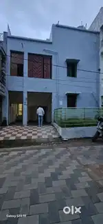 Food delivery staff
