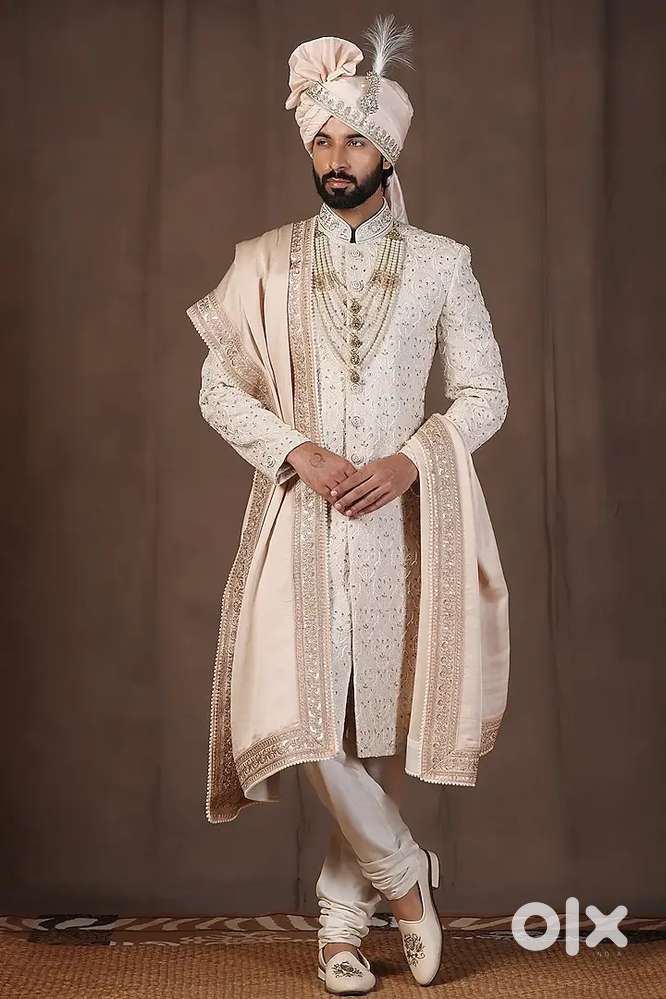 A ganesh ji, Wedding and functional dresses for sale.