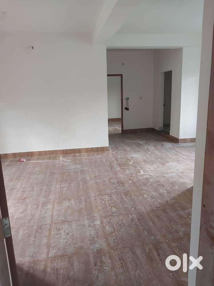 Well furnished flat in tarashankar road, desbandhu para