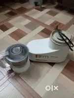 Mixer is good condition jar is not proper