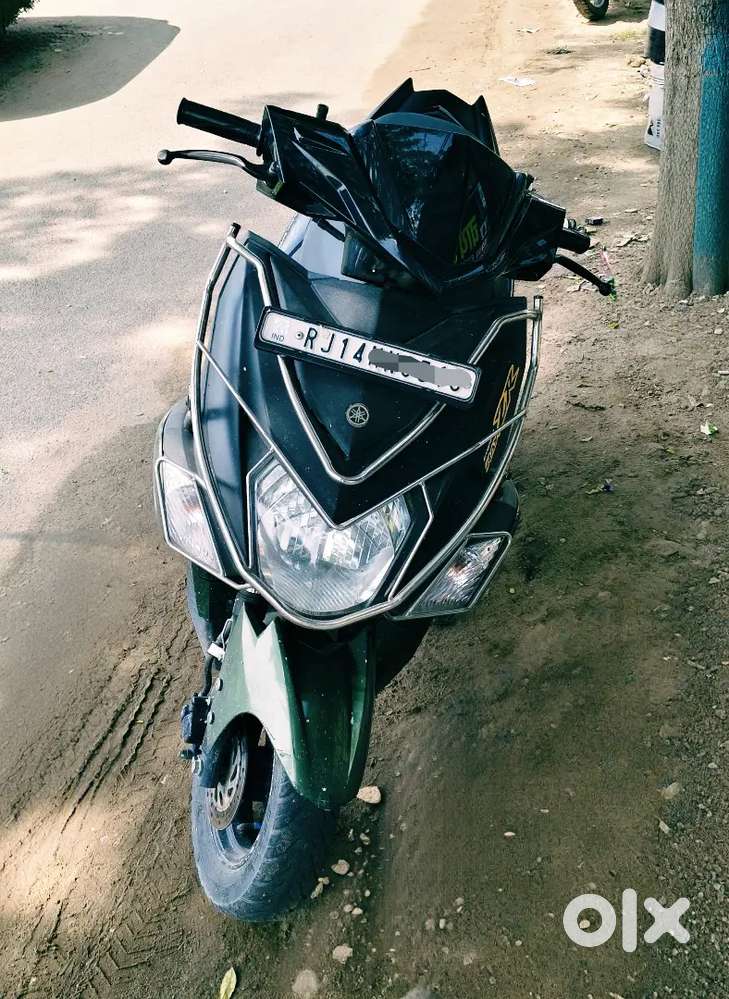 Yamaha rayzr scooty