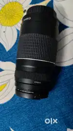 75.300canon lens