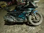 Badiya gadi h.  Pese ki wjha se sale krni pad rahi h