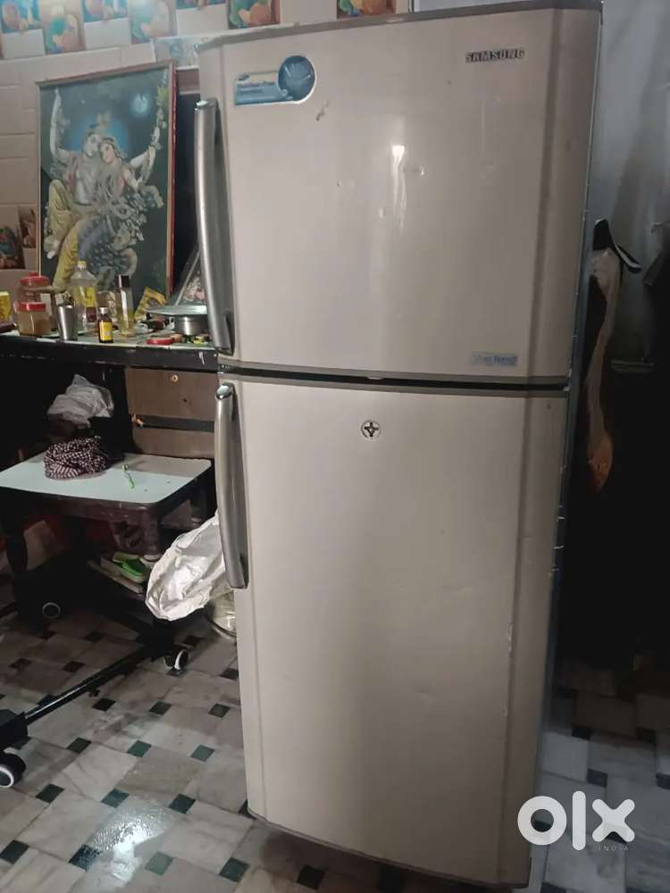 Frize dovel door  samsung Baba deep Singh nager St no 4  barnala