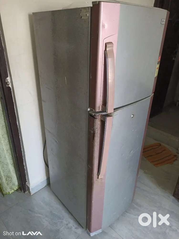 Double door fridge in Good working condition