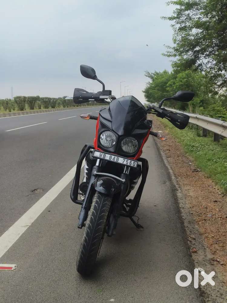 Mint condition less driven Mahindra mojo