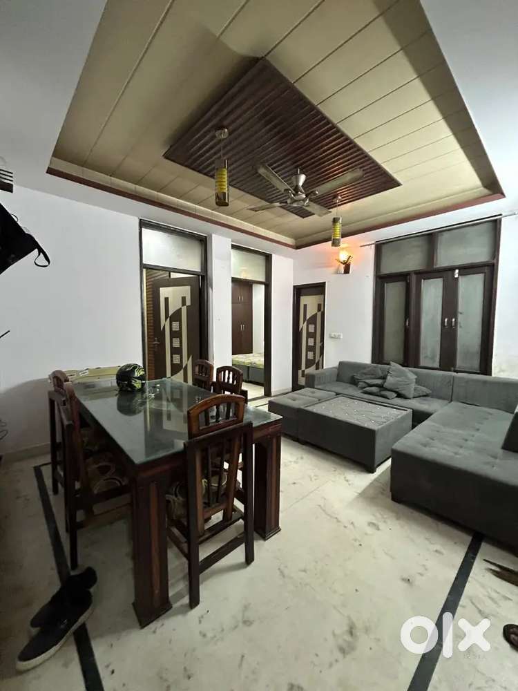 2 bhk flat available for Saket metro