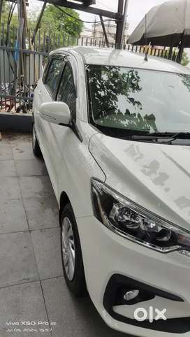 Affordable Taxi Service | Book One-Way & Round Trips Now!