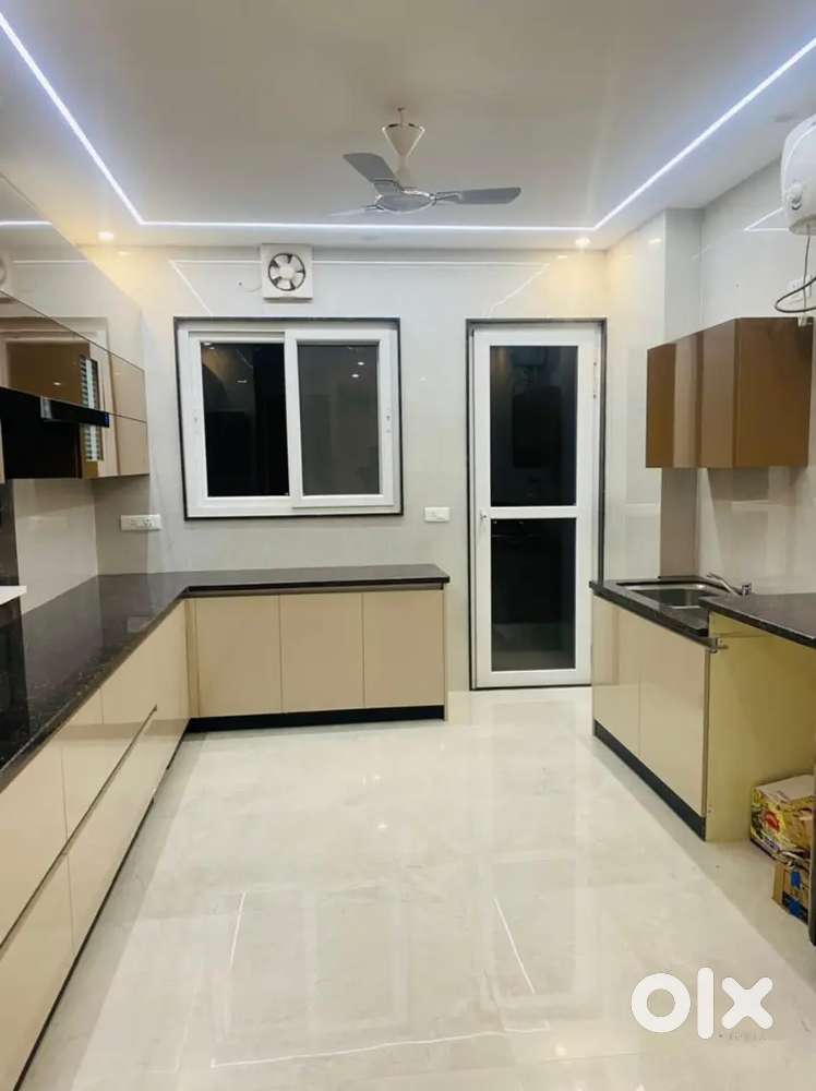 2/3/4BHK society/Bulider floor semi/furnished available for all at GMS