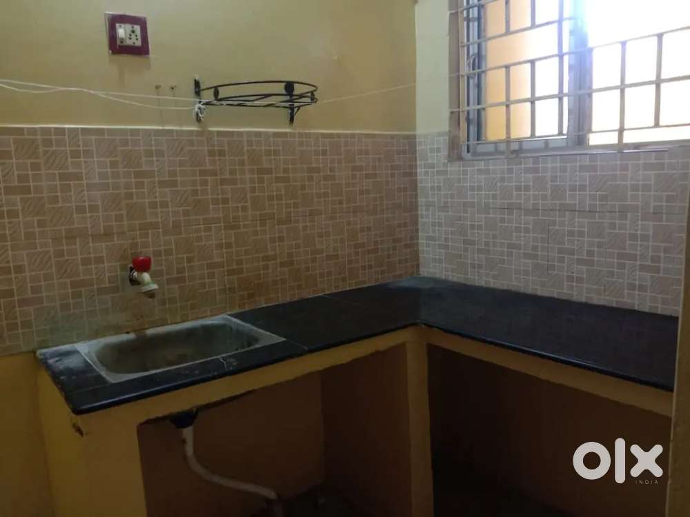 1 BHK House for Rent, Near MTH Road ,Suitable for small Family