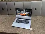 Apple Macbook Pro  i7/16/512/5.5gb Graphics  15inch Retina Touchbar