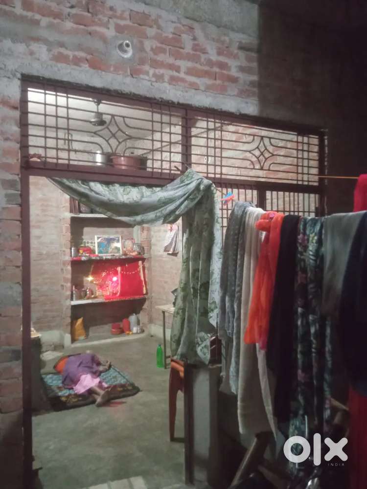 House for sale 20×45.4=101 gaj arail ghat selfy point