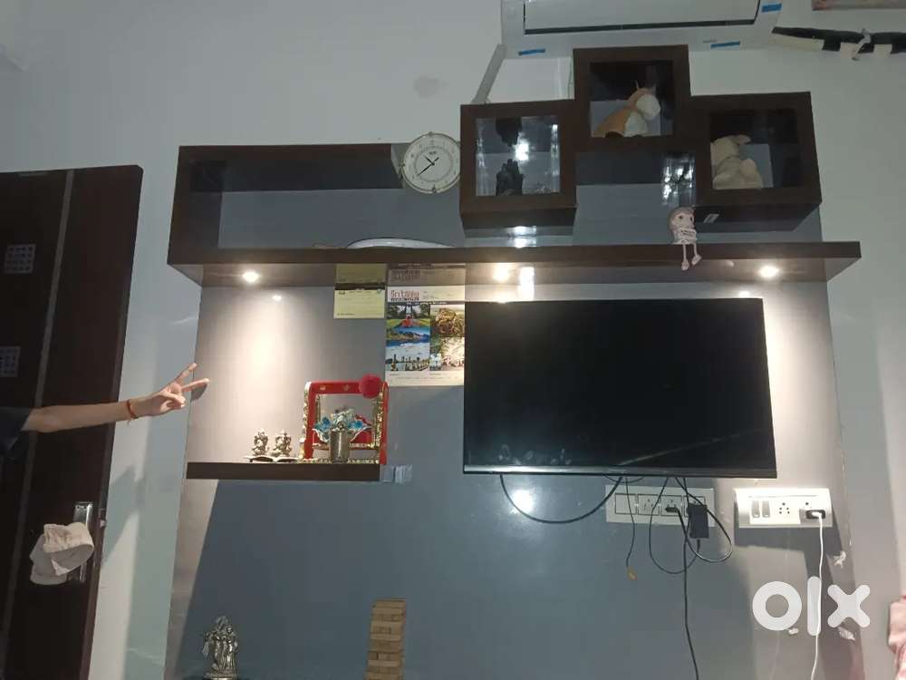 Tv cabinet