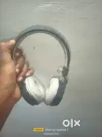 Bluetooth headphones