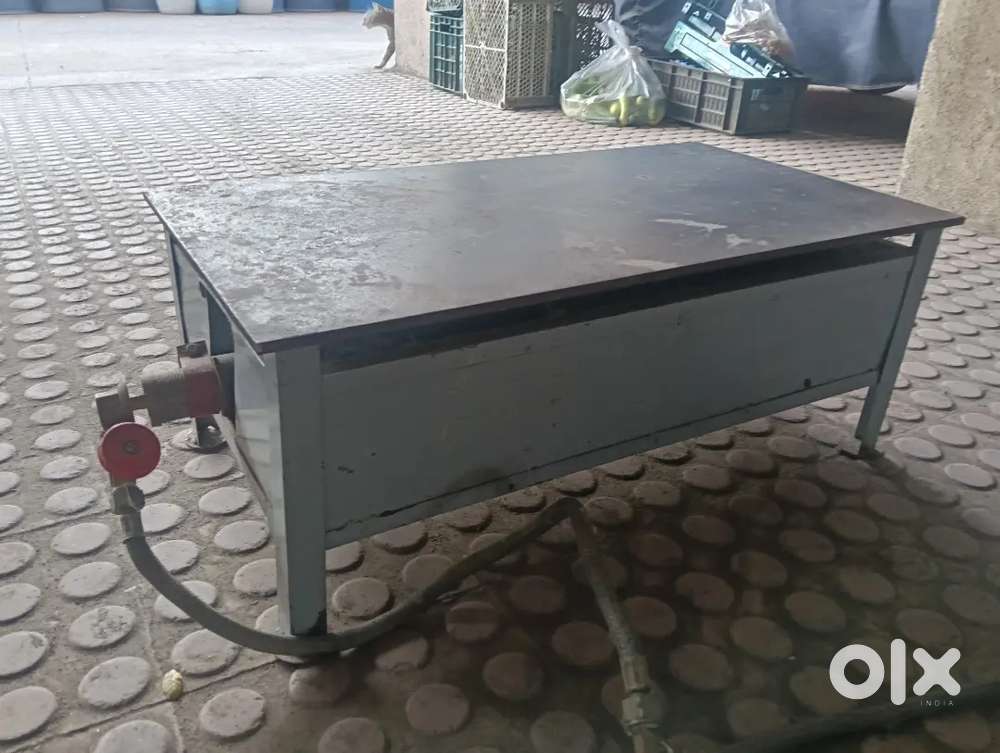 Dosa tavaa and gas shegdi