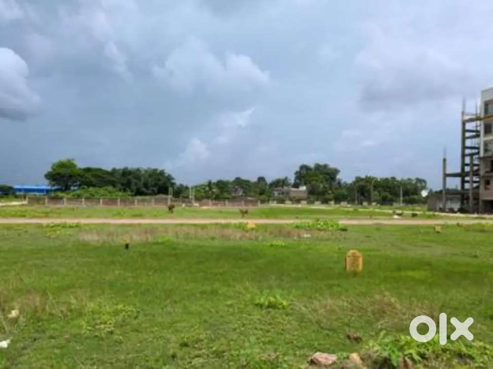 Residential plot Sale in gated society