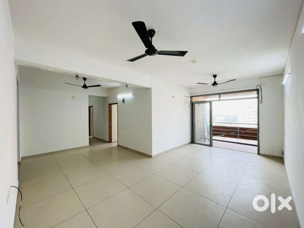 New Brand 3bhk Flat For Rent at Nr Cloud 9 Satellite