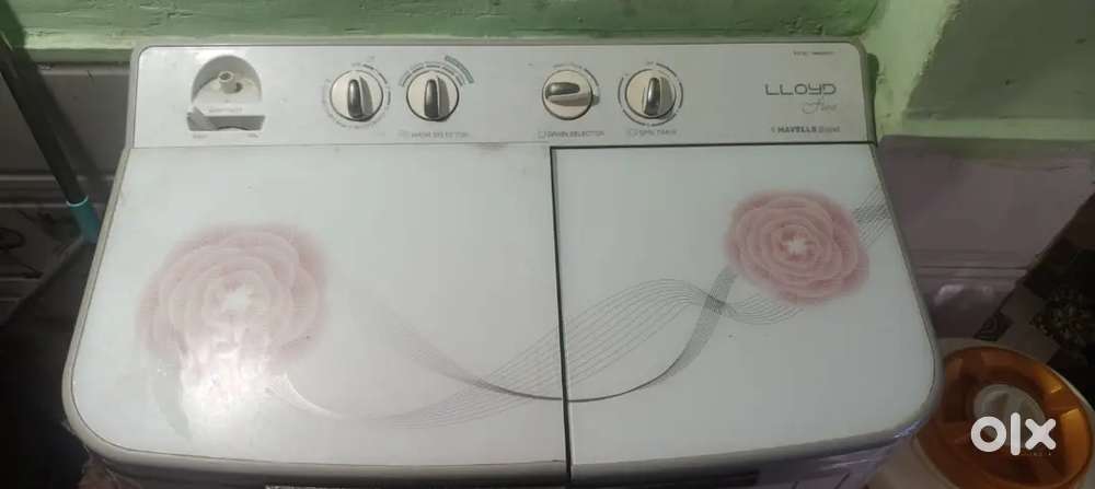 I am Selling my llyod washing Machine 9kg