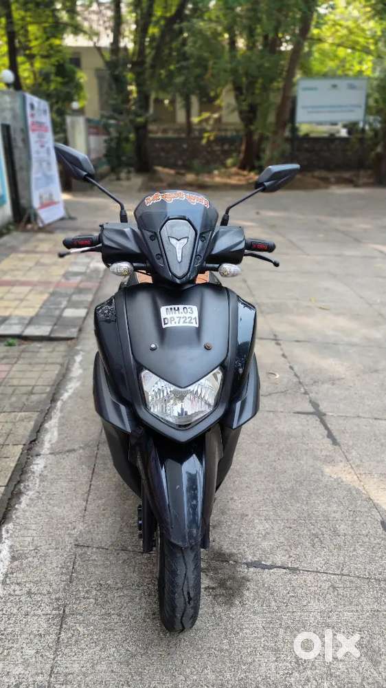 Yamha Ray zr 125 Black
