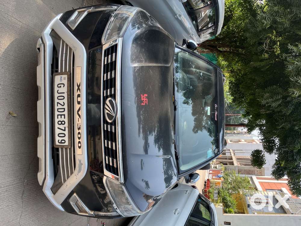 Jan, 2021 XUV-300 1.5 W8 (O) Diesel– Full Insurance, Well maintained