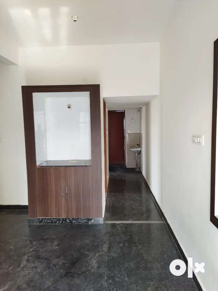 2bhk for rent in bommasandra police layout