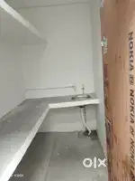 1 shingle room for rent in family  and girl