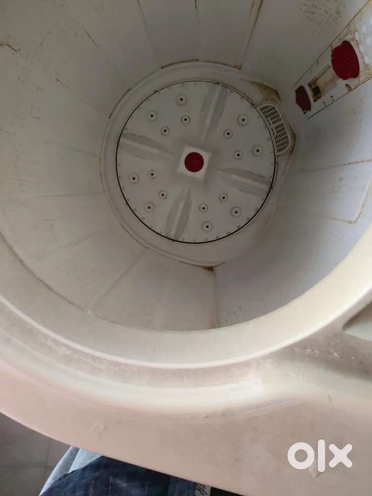 Whirlpool 7 kg Semi Automatic washing machine