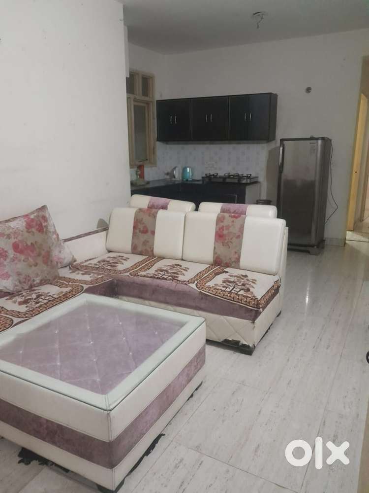 freeze, sofa, fan bed dressing etc available