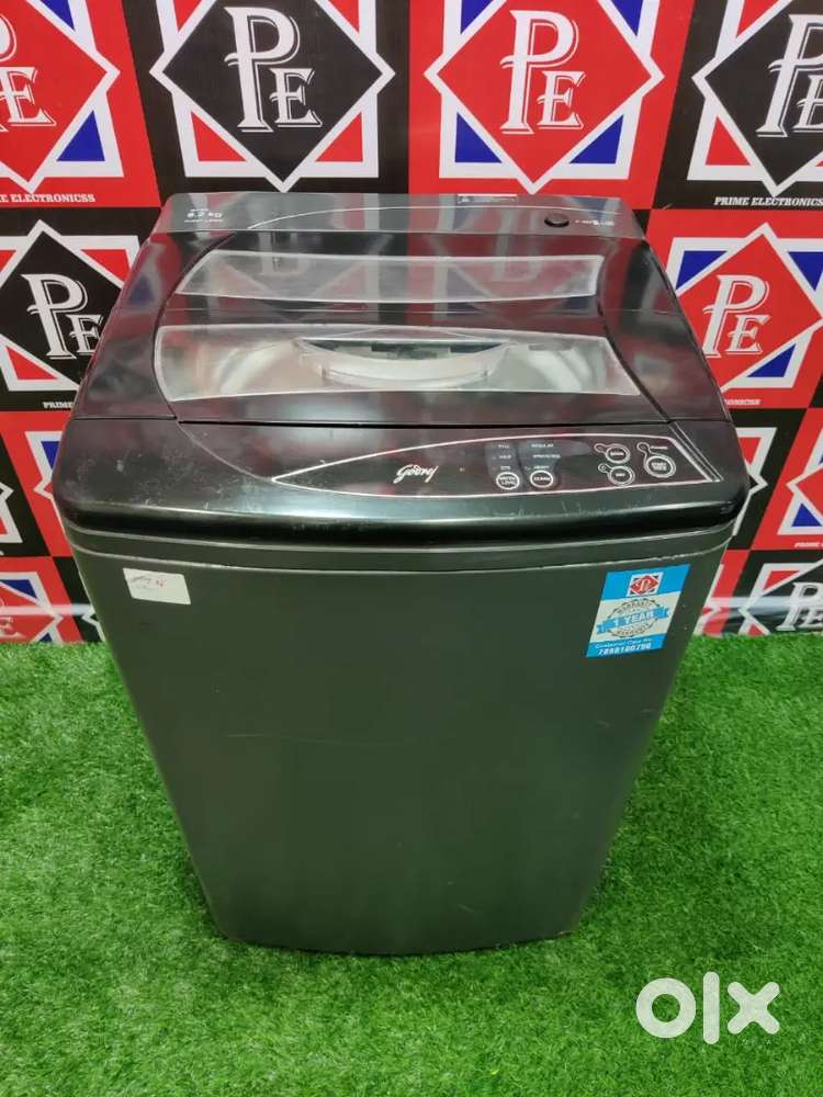 £ Working condition of basic model Godrej 6 kg black washing machine &