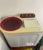 Whirlpool Semi automatic machine