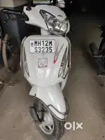 Two wheeler scooter for sale