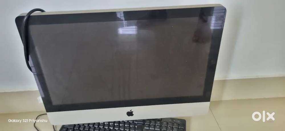 Apple computer