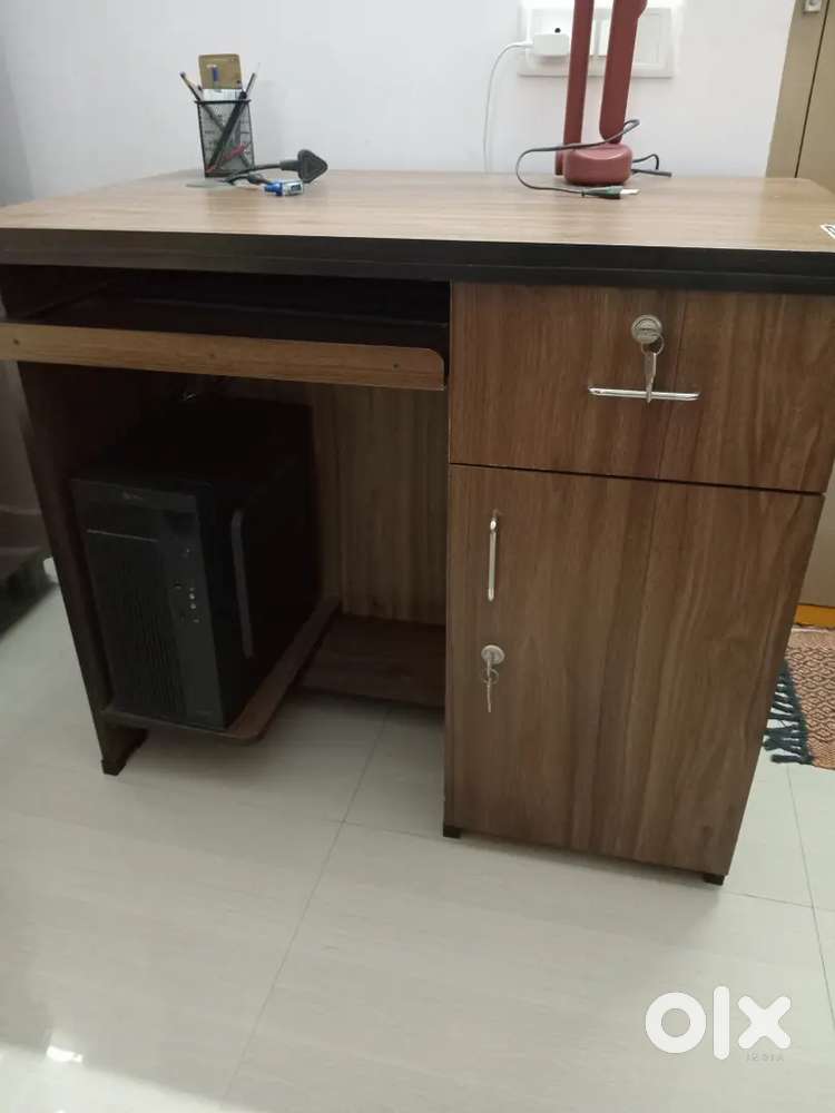 Nice Office or Computer Table