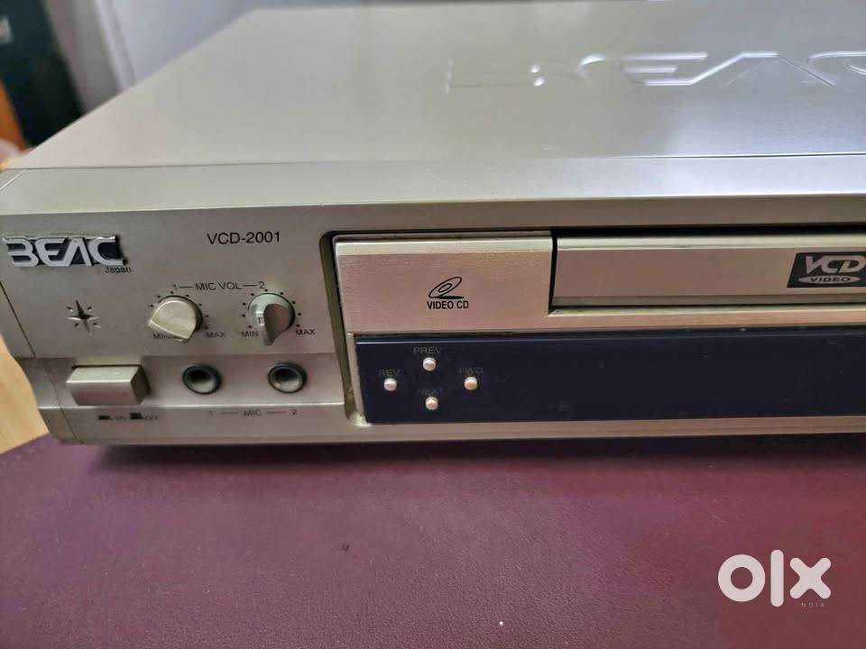 BEAC VCD player CD Mp3 Karaoke Player new with remote boxed