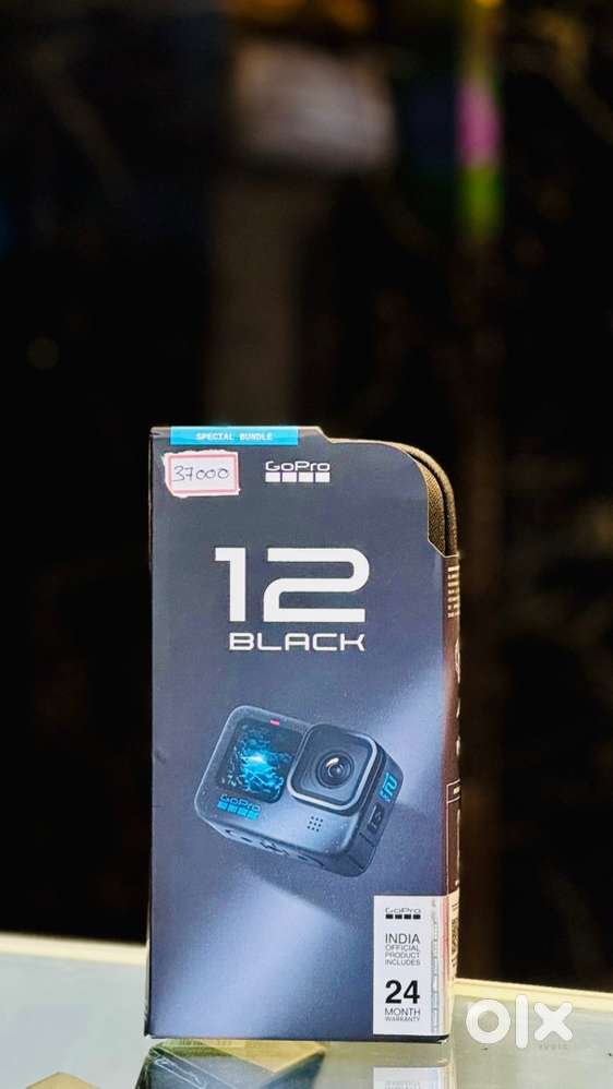 GO PRO 12 COMBO SEALED WITH STORE BILL AND BRAND WARRANTY