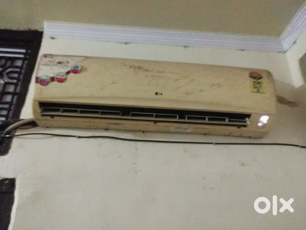 LG Air Conditioner with STABILIZER 1.5 Ton