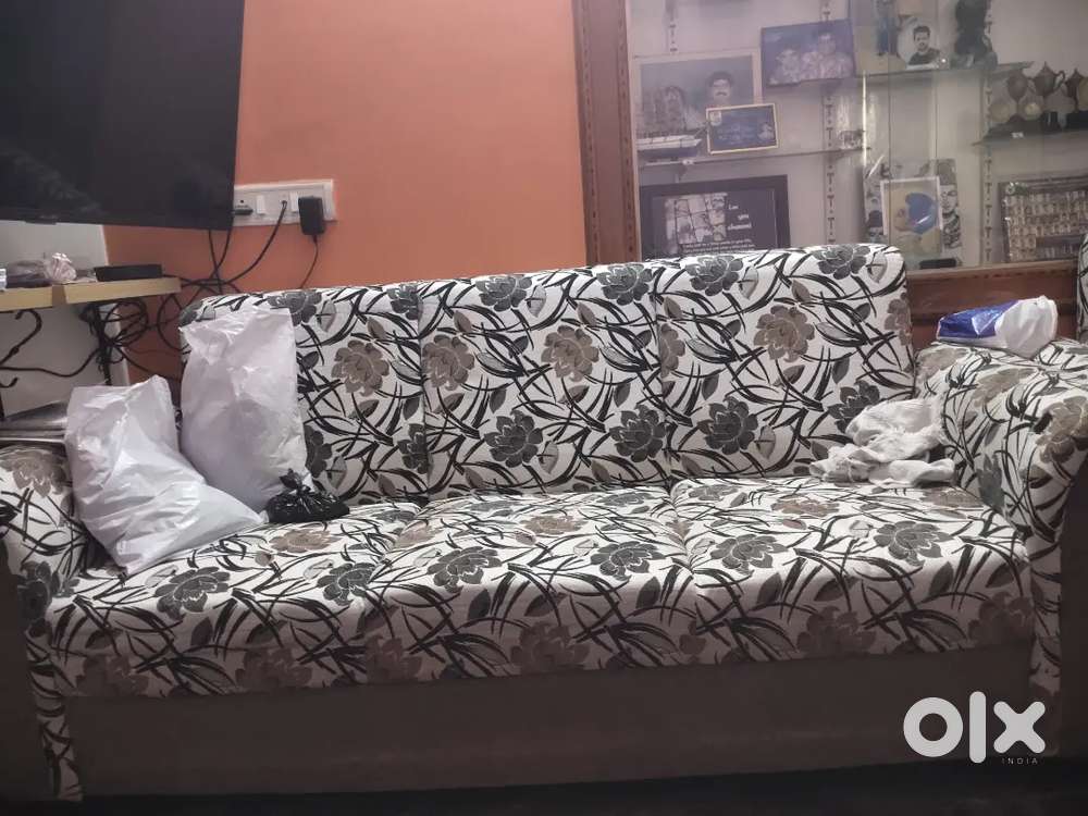 Sofa set good condition