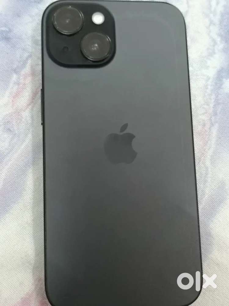 iPhone 15  128GB