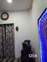 Neend a Female staff