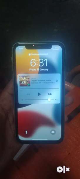 iPhone 11 128gb with kit