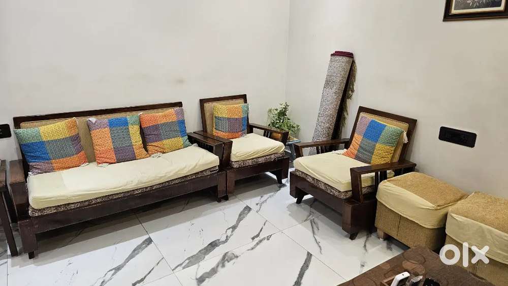 5 seater Wooden Sofa For Sale