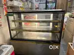 Cake and pastry fridge very fine condition
