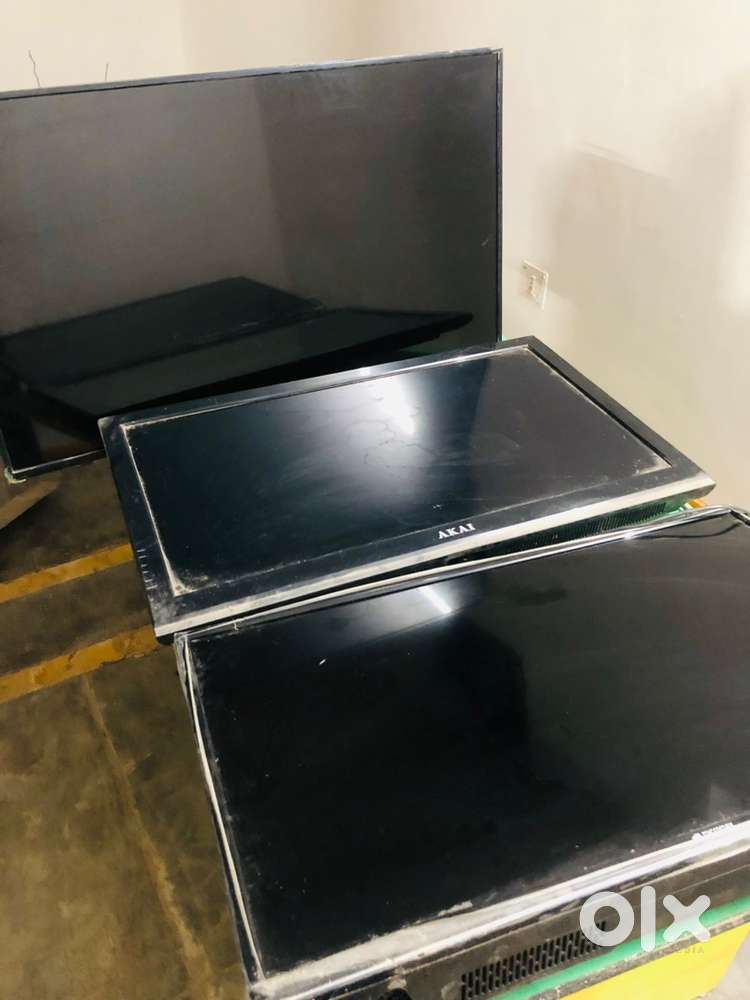 3 LED and and 1 LCD TV working and not working condition.