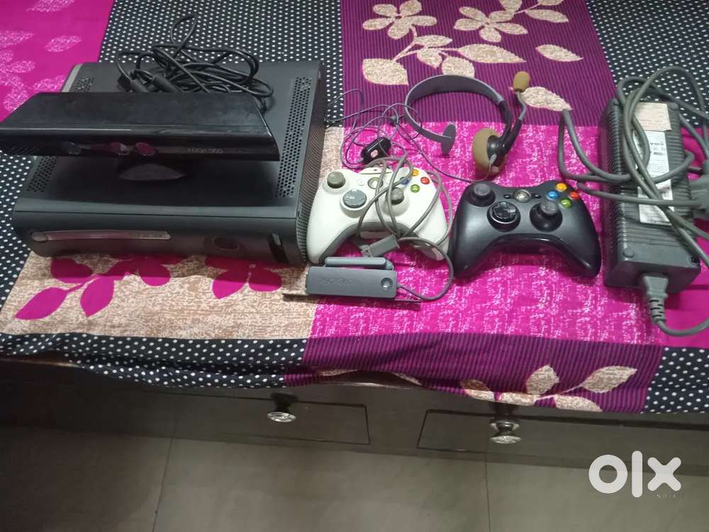 Hp elitebook 8460p laptop xbox360 console full set