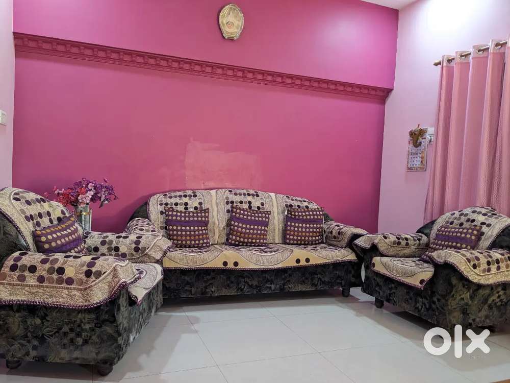Comfy Sofa for sale 3+ 1+ 1 seater