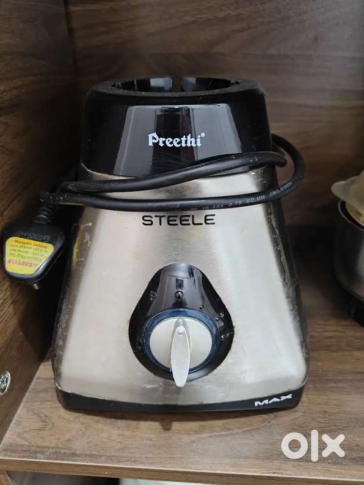 Preethi Steele 3 Jar Mixer Grinder on Sale