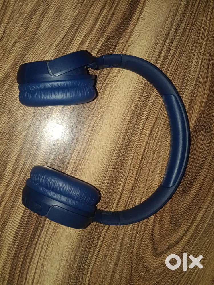Bluetooth headphones